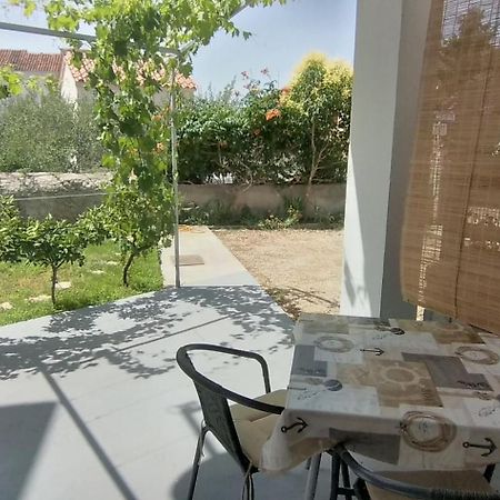 Апартаменты Apartman Ana Водице Экстерьер фото